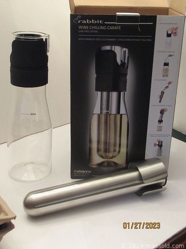 MaxSold Auction: This online auction features jewelry such as vintage brooches, sterling silver, gold-filled rings, and cufflinks, barware, watches, DVDs, video games and much more!