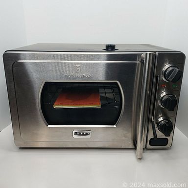 MaxSold Auction: This online auction includes computer peripherals, small kitchen appliances, Dyson vacuums, glassware, power tools, cookware, and more!