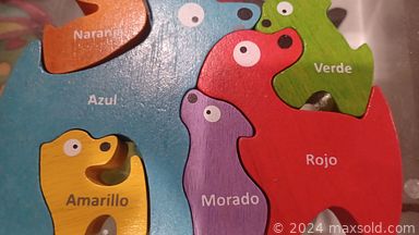 MaxSold Auction: This online auction features toys, vintage silver pendant, power tools, costume jewelry, antique books, fabric, craft supplies, window AC unit, comics, DVDs, wall mask, printer, small kitchen appliances, camping gear, Hummel figures, playhouse, shop vacuums, children’s books, teaching supplies, Willow Tree figurines, massage table and much more!