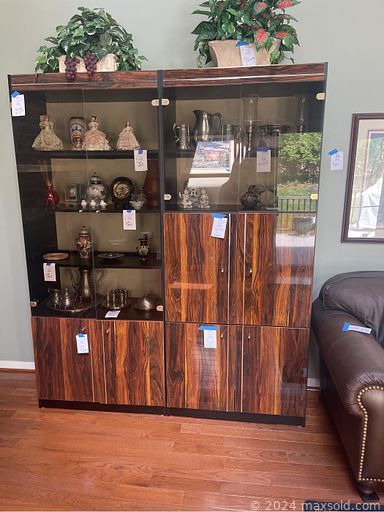 MaxSold Auction: This online auction features lathe mill drill, power & hand tools, generator, air compressor, leather recliners, area rugs, massage table, treadmill, sewing machine, Disney collectibles,  Holly Hobbie figurines, area rug, pewter, metal wall art, Toby mugs, Norman Rockwell figurines,  Tiffany styled lamps, office supplies, office desk & chair, patio furniture, yard tools, BBQ grill, lawn decor, snowblower, small kitchen appliances, standup freezer, TVs and much more!