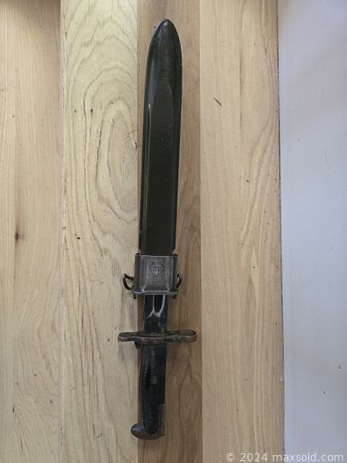 MaxSold Auction: This online auction features decorative boxes, coins, decanter, marbles, cameras, binoculars, vintage magazines, and much more!