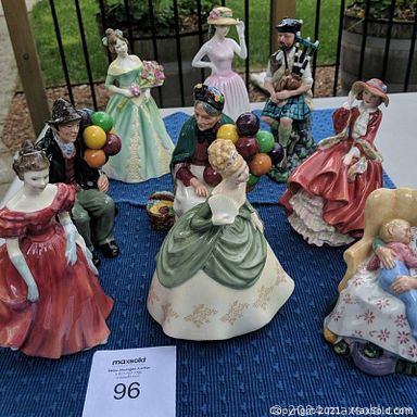 Auction 31141 (1 of 8)