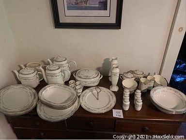 Auction 33242 (1 of 8)