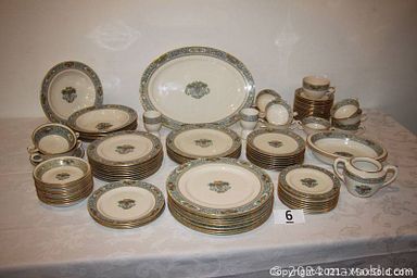 Auction 34194 (1 of 8)