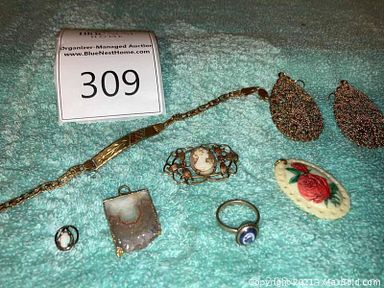 Auction 38456 (1 of 8)