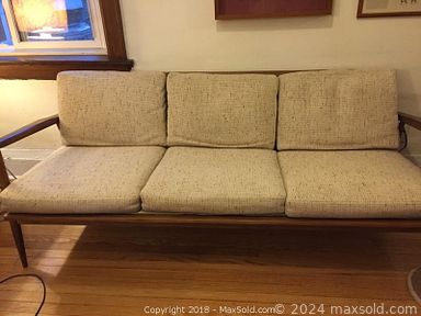 Auction 8451 (1 of 8)
