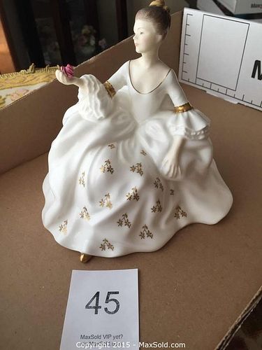 Lot #0045 (1 of 5)