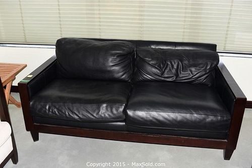 Lot #0042 (1 of 8)