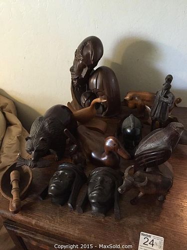 Lot #0024 (1 of 12)