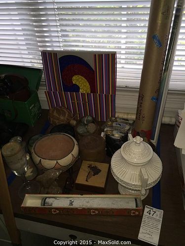Lot #0047 (1 of 12)
