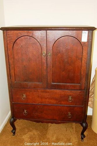 Lot #0676 (1 of 10)