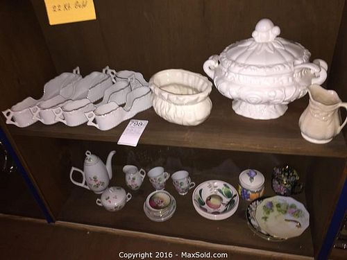 Lot #0798 (1 of 16)