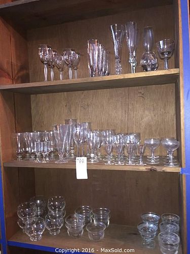 Lot #0799 (1 of 14)