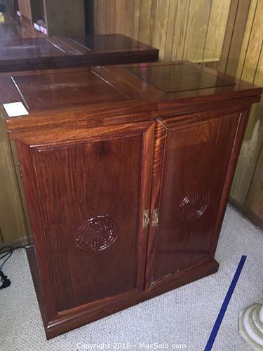 Lot #0823 (1 of 15)