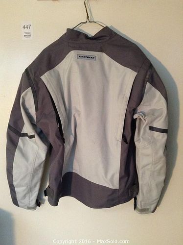 Lot #0447 (1 of 15)
