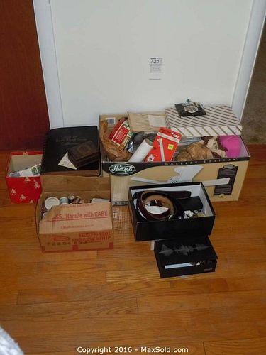 Lot #0721 (1 of 20)