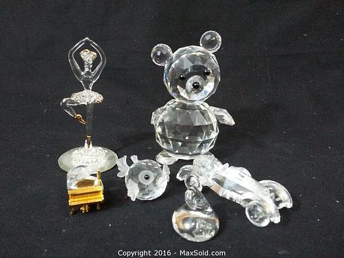 Lot #0059 (1 of 12)