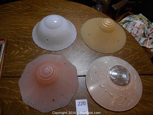 Lot #0220 (1 of 14)