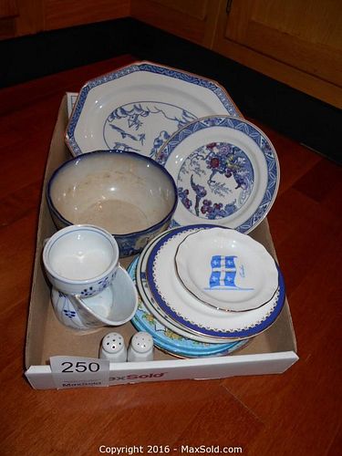 Lot #0250 (1 of 16)