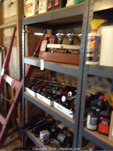 Lot #0372 (1 of 10)