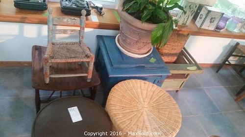 Lot #0990 (1 of 12)