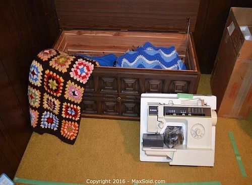 Lot #0112 (1 of 13)