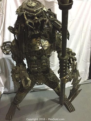 Lot #0023 (1 of 12)