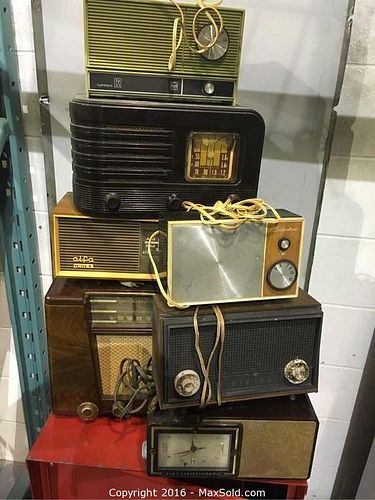 Lot #0025 (1 of 8)