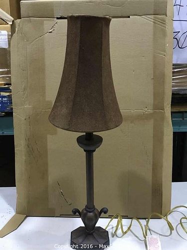 Lot #0057 (1 of 2)