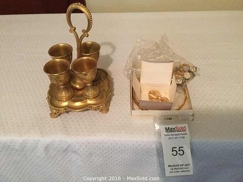 Lot #0055 (1 of 7)