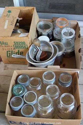 Lot #0051 (1 of 11)