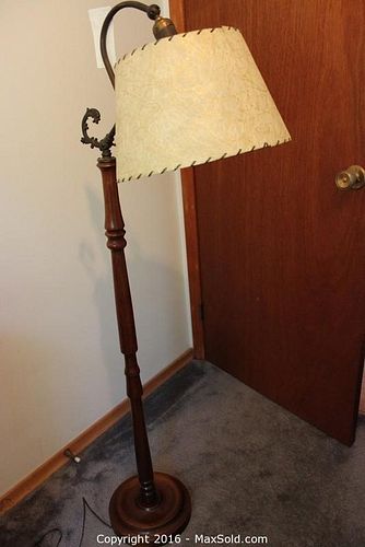Lot #0086 (1 of 8)