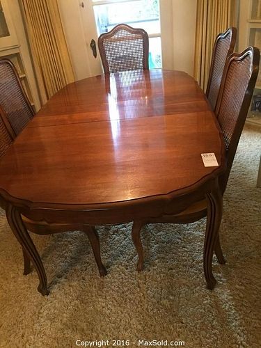 Lot #0489 (1 of 8)