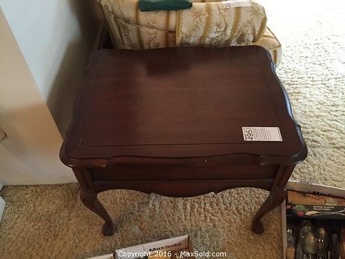 Lot #0495 (1 of 7)