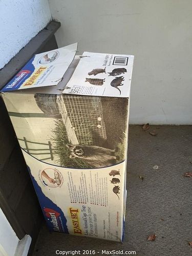 Lot #0503 (1 of 7)