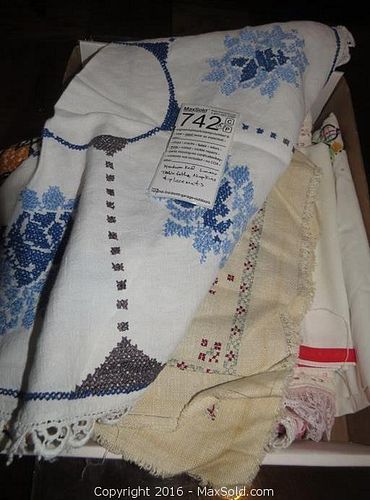 Lot #0742 (1 of 12)