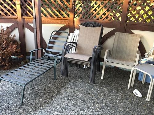 Lot #0341 (1 of 8)