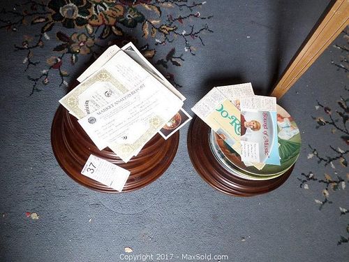 Lot #0037 (1 of 14)
