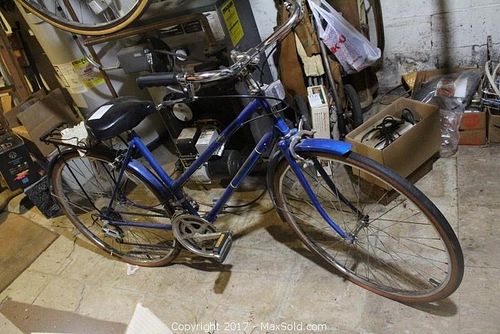 Lot #0114 (1 of 9)