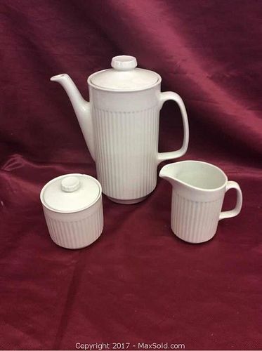 Lot #0021 (1 of 11)