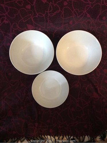 Lot #0028 (1 of 4)
