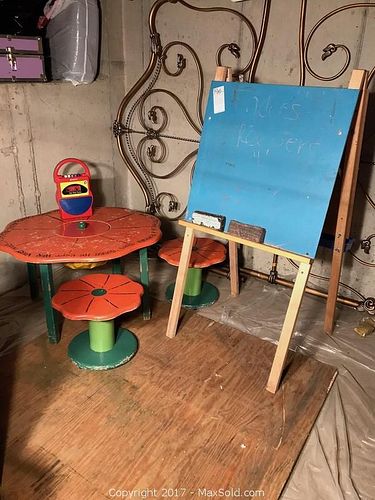Lot #0796 (1 of 9)