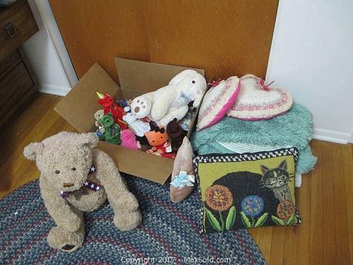 Lot #0833 (1 of 10)