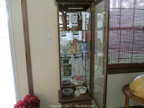 Lot #0036 (1 of 17)