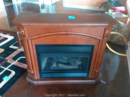 Lot #0133 (1 of 10)