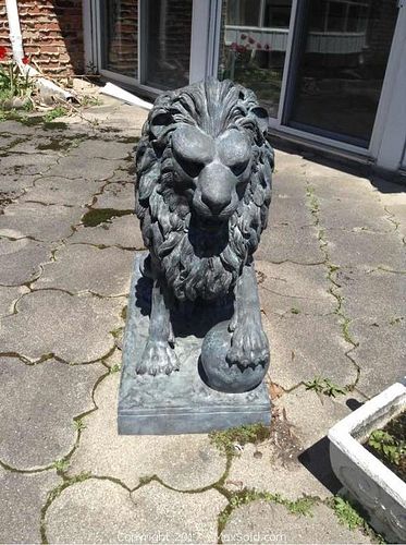 Lot #0200 (1 of 4)