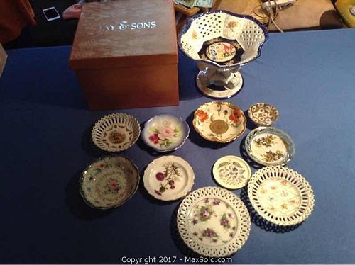 Lot #0076 (1 of 4)