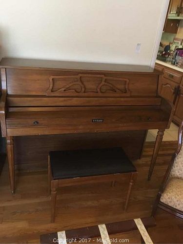 Lot #0141 (1 of 14)