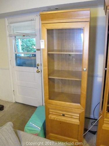 Lot #0164 (1 of 10)