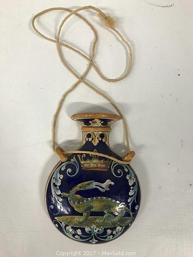 Lot #0026 (1 of 3)